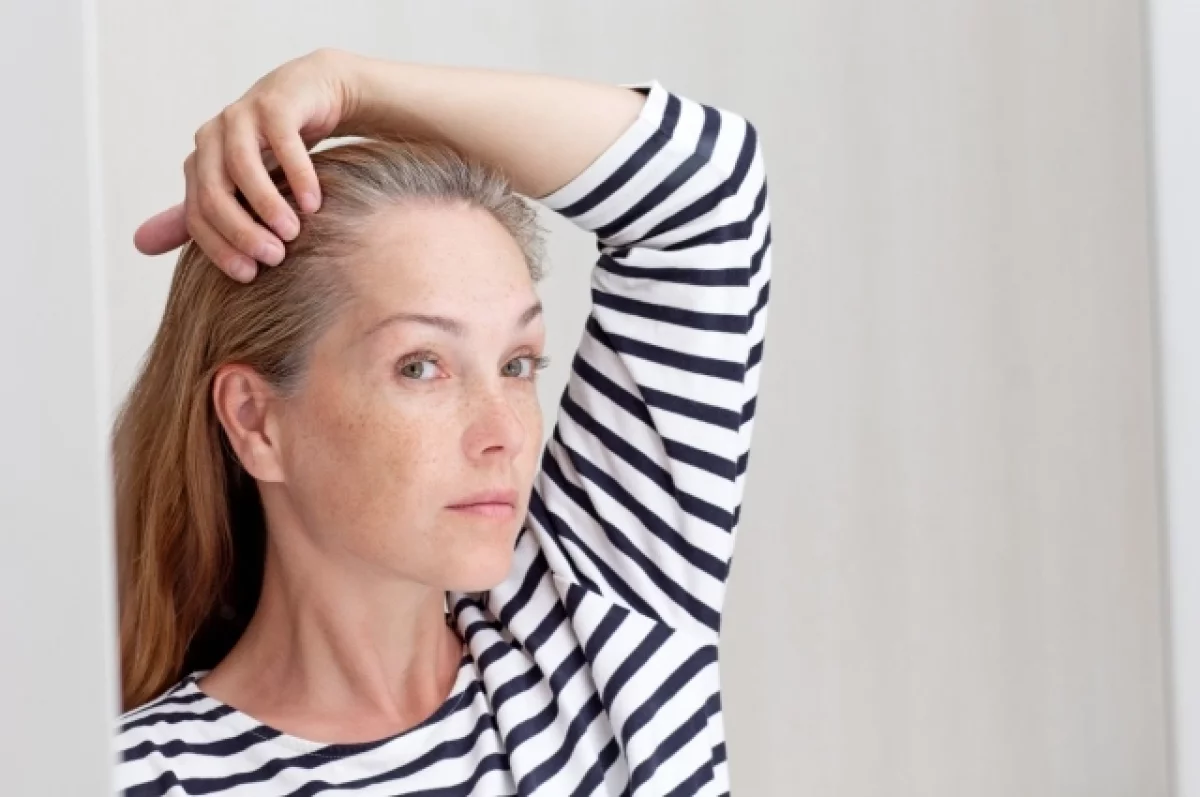 
        Ученые из Японии нашли связь между сединой и раком кожи    