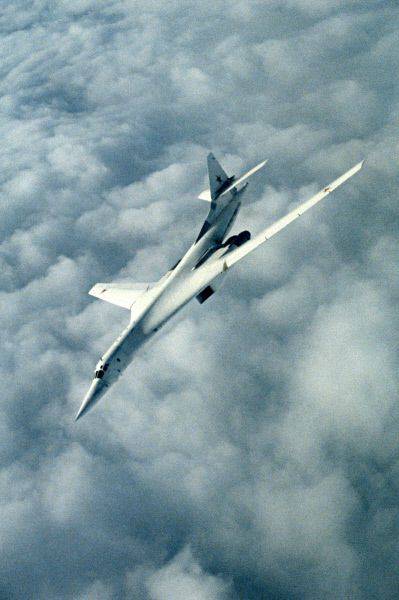 
        Ядерная триада Федосова. В 96 он не ушел на пенсию, защищая «крылья Родины»    