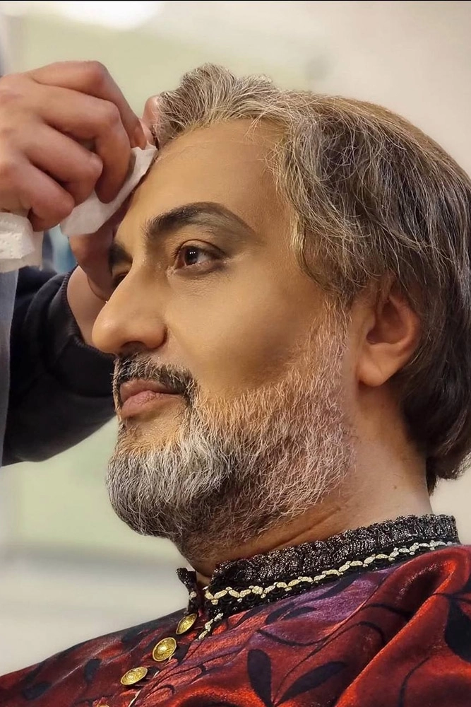 Между оперой и стендапом. Премьер Большого Эльчин Азизов празднует 50-летие
Между оперой и стендапом. Премьер Большого Эльчин Азизов празднует 50-летие