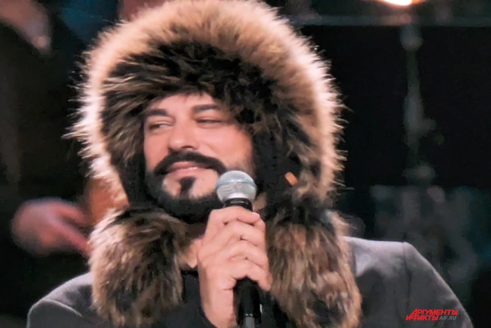 
        Воин &laquo;Великолепного века&raquo;. Бурак Озчивит увиделся с поклонницами в Москве    