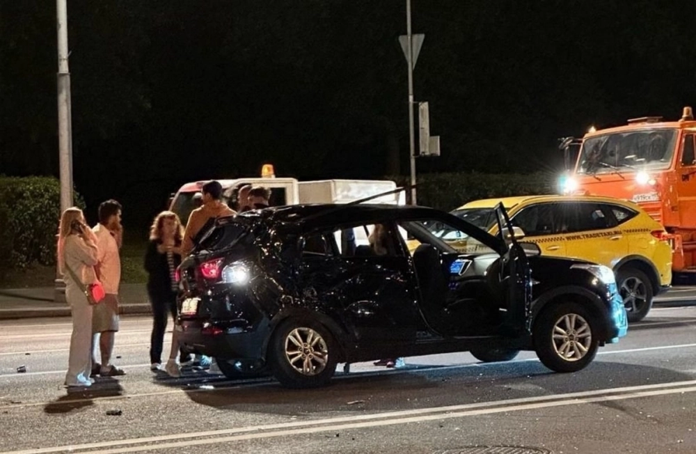 
        Умерли павлинами. Эти парни погибли, пытаясь впечатлить девушку    