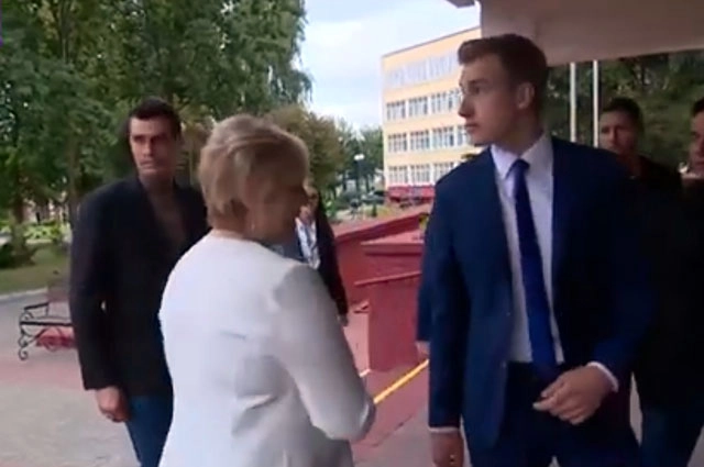 
        «Принц, краш». 20-летний сын Лукашенко сейчас в Москве, сводит с ума женщин    