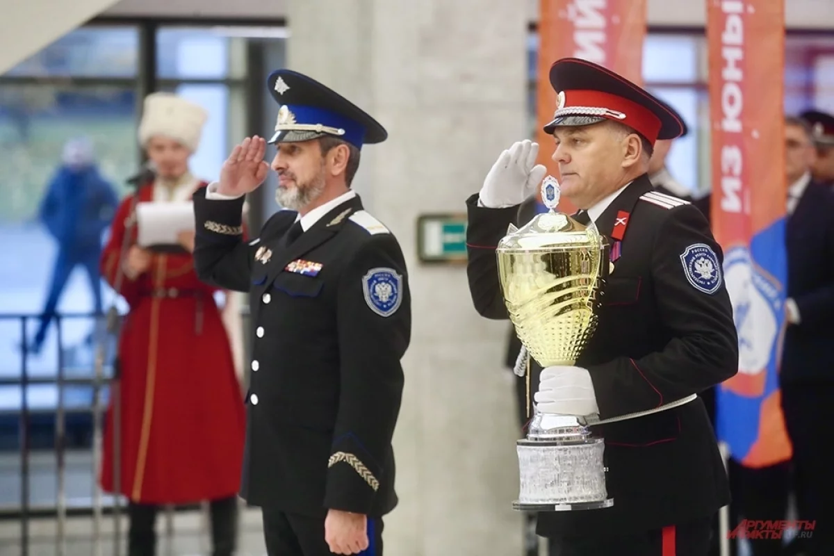 
        Будущее всей страны. В Москве наградили лучший казачий кадетский корпус    