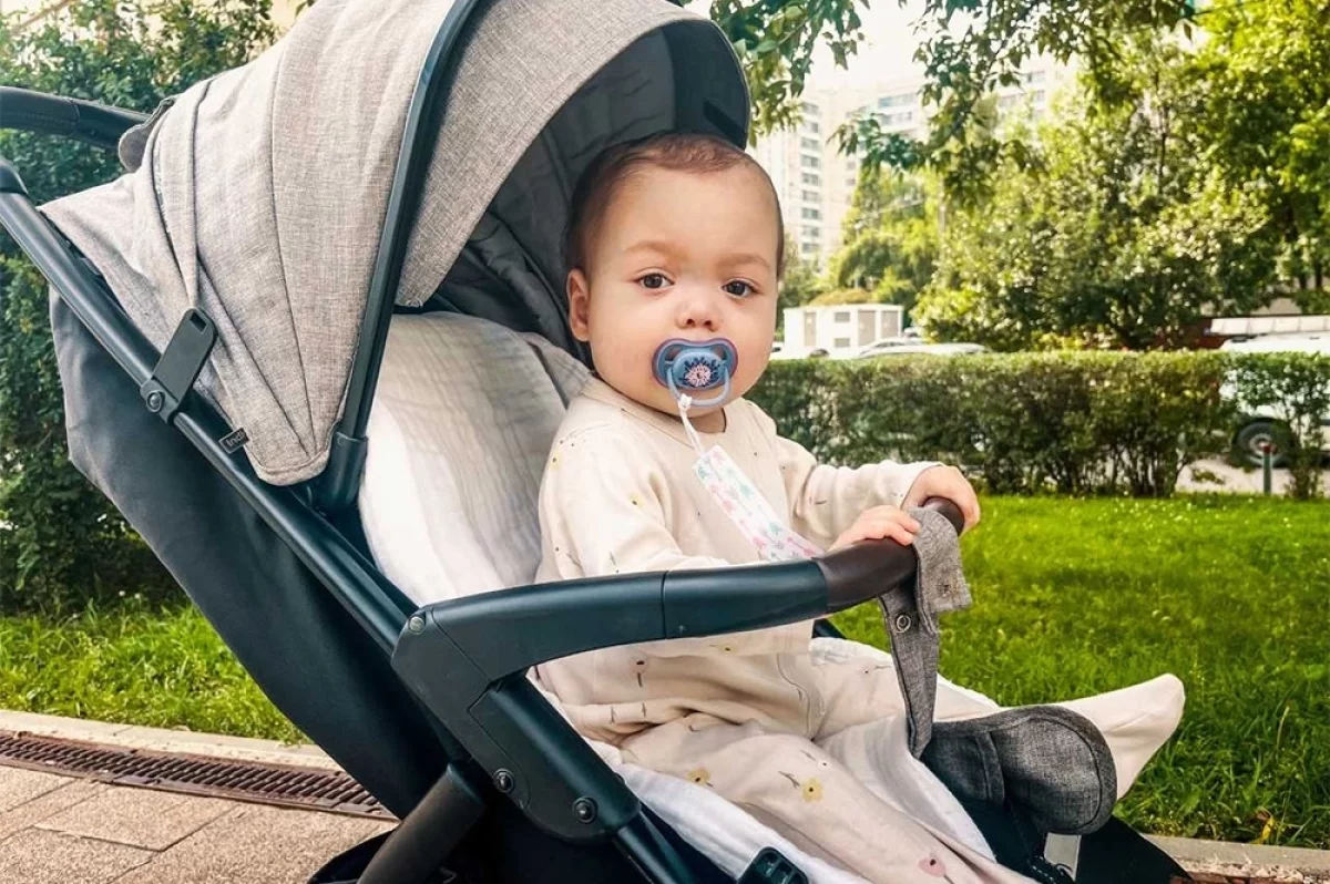 Девочка растёт. Читатели помогли Аише жить без трубочек и катетера
Девочка растёт. Читатели помогли Аише жить без трубочек и катетера