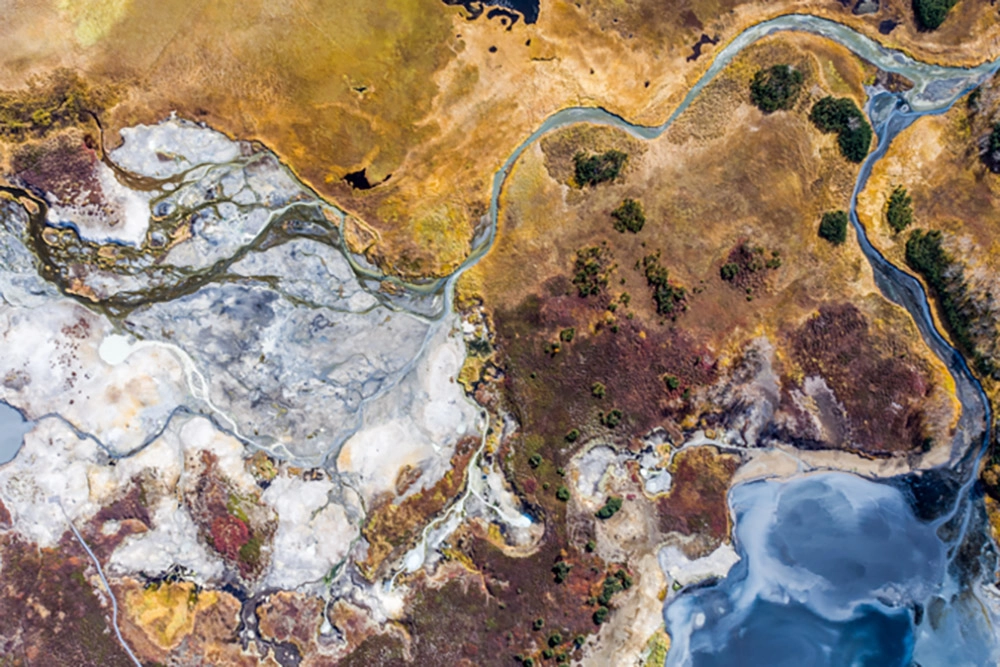 
        Палитра природы. Великолепная кальдера вулкана Узон с высоты    