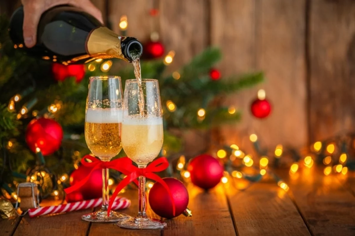 
        Иммунолог Продеус рассказал, что цитрусовые замедляют алкогольное опьянение    