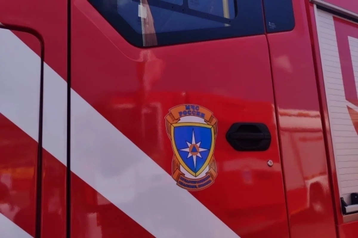 На газовом заводе в Оренбургской области вспыхнул пожар после удара БПЛА
На газовом заводе в Оренбургской области вспыхнул пожар после удара БПЛА