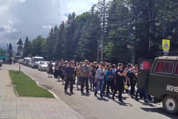 
        Малолетние звери. Два подростка запытали многодетную мать до смерти    