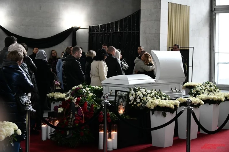 
        &laquo;Все время берут кровь&raquo;. Вдова Левкина рассказала о его последних словах    