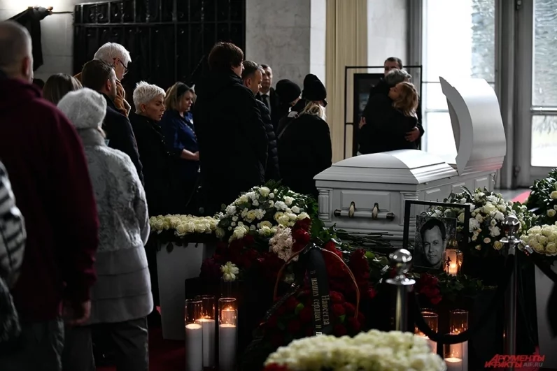 
        &laquo;Все время берут кровь&raquo;. Вдова Левкина рассказала о его последних словах    