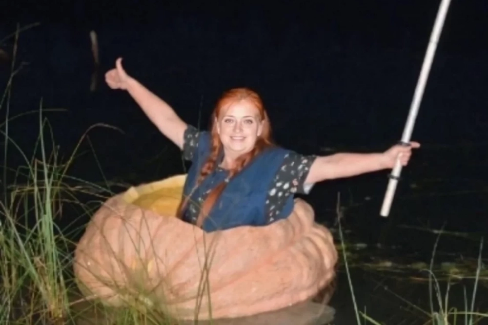 
        Урожай из трубы. Как вырастить длинную морковь сорта Манкупуджи    