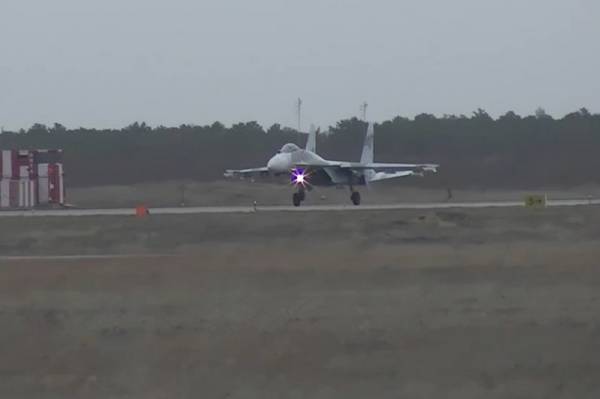 
        Ядерная триада Федосова. В 96 он не ушел на пенсию, защищая «крылья Родины»    