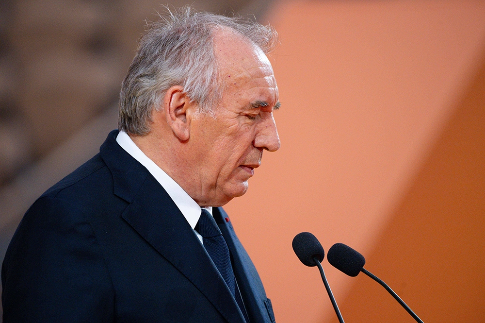 Макрон загнал себя в угол. Франция оказалась в жесточайшем кризисе
Макрон загнал себя в угол. Франция оказалась в жесточайшем кризисе