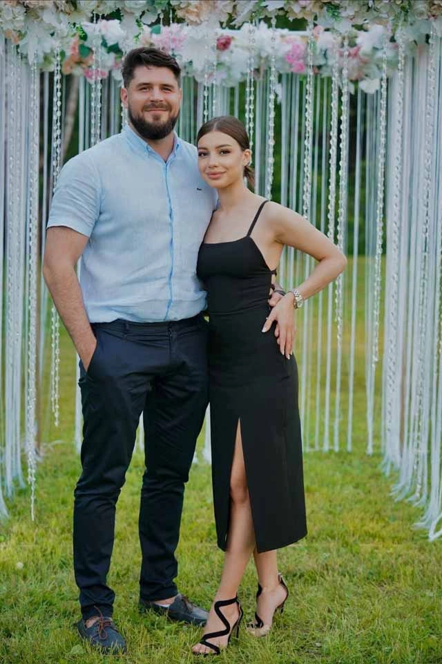 «Коля не тонул». Мама пропавшего в Турции пловца Свечникова едет его искать
«Коля не тонул». Мама пропавшего в Турции пловца Свечникова едет его искать