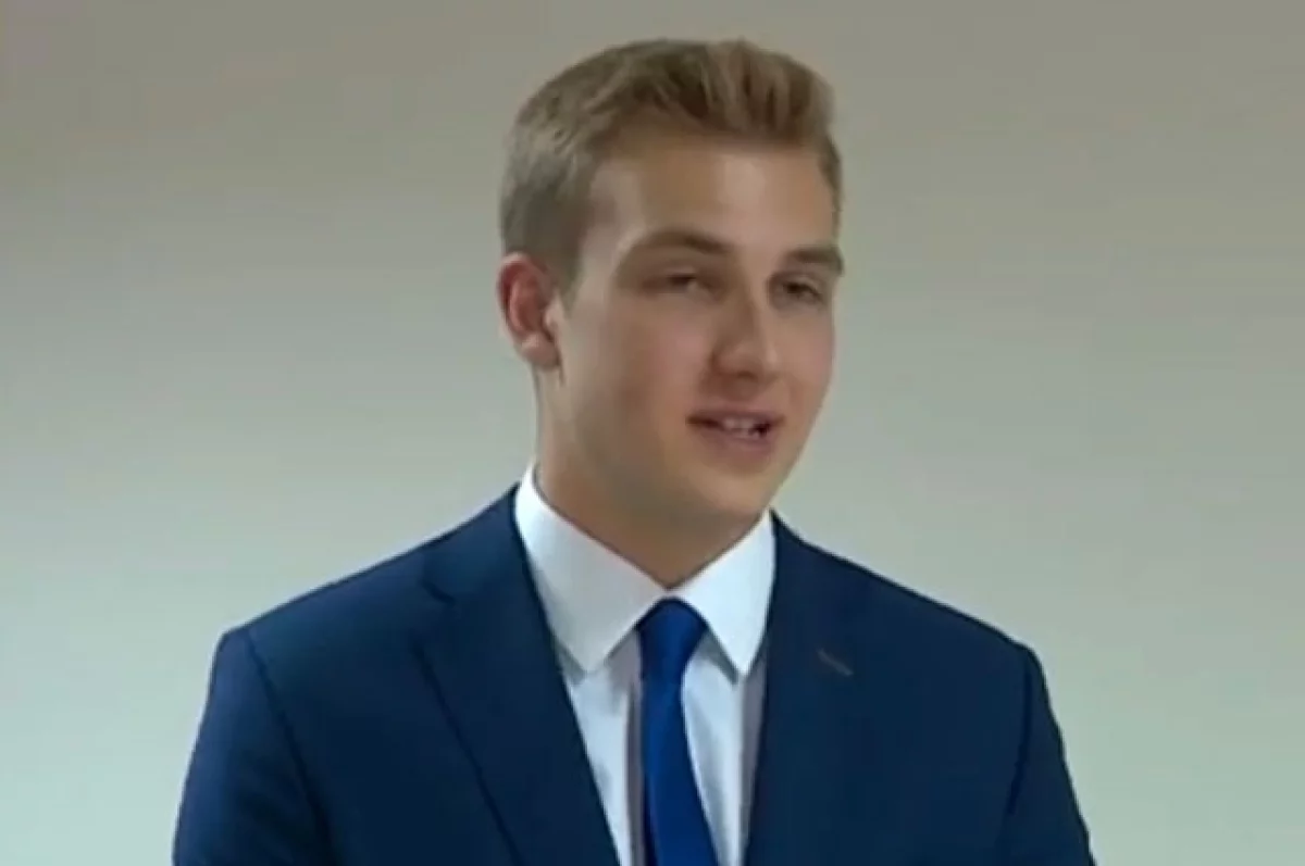 
        «Принц, краш». 20-летний сын Лукашенко сейчас в Москве, сводит с ума женщин    