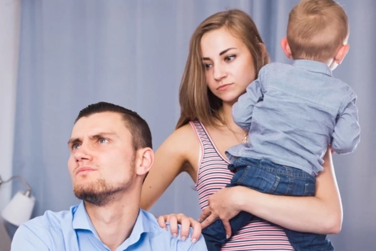 Чуждый алимент. Как взыскать деньги с отца, которому закон не писан?
Чуждый алимент. Как взыскать деньги с отца, которому закон не писан?