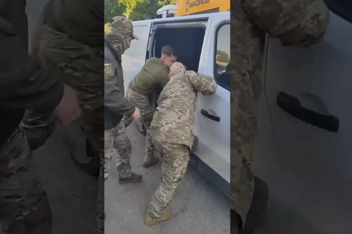 
        «Против воли и без причин». Оператора австрийского ТВ отправляют в ВСУ    