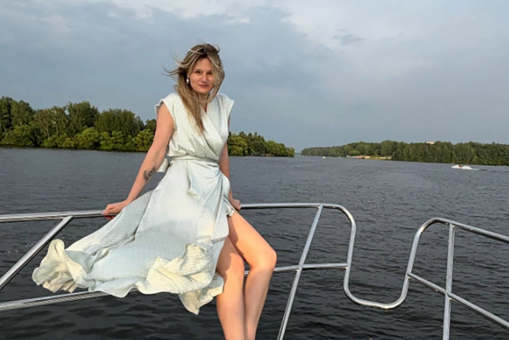 С 15 лет жила одна в квартире. Кем выросла единственная дочь Дарьи Донцовой
С 15 лет жила одна в квартире. Кем выросла единственная дочь Дарьи Донцовой