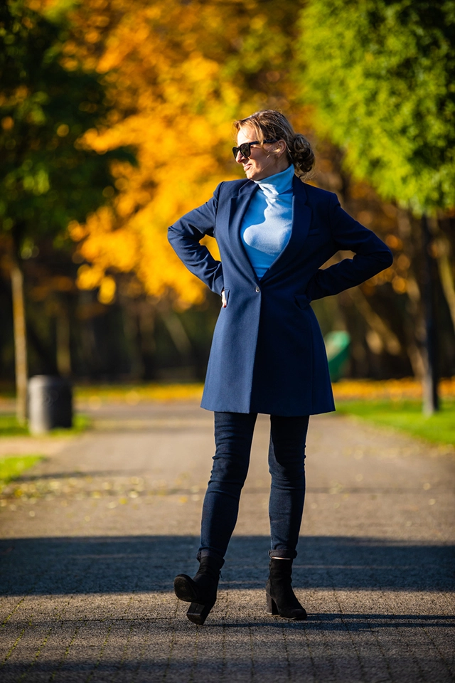 Глубокие цвета и замша. Что модно осенью 2025: советы стилиста Карстена
Глубокие цвета и замша. Что модно осенью 2025: советы стилиста Карстена