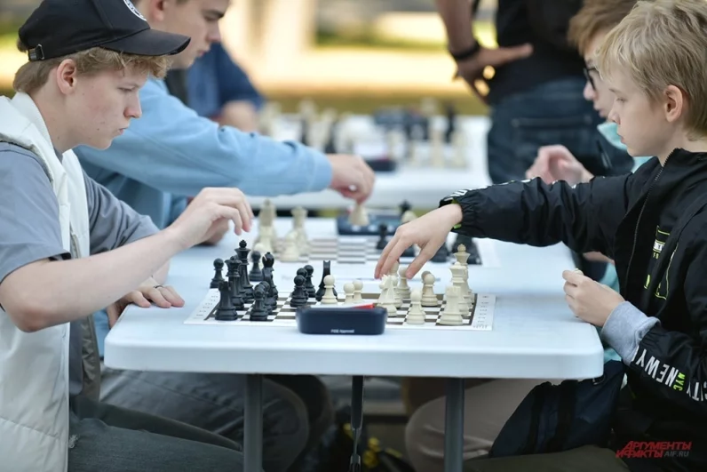 От спарринга до полета. В Лужниках отметили День московского спорта
От спарринга до полета. В Лужниках отметили День московского спорта