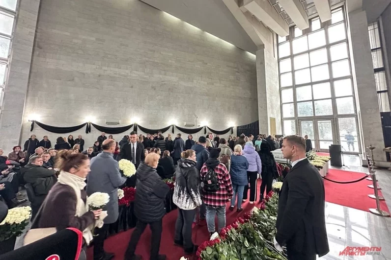 
        &laquo;Все время берут кровь&raquo;. Вдова Левкина рассказала о его последних словах    