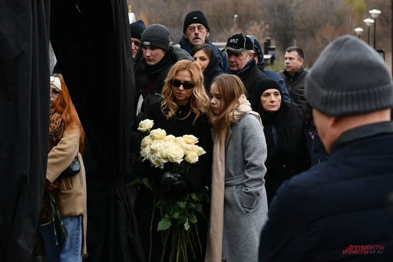 
        &laquo;Все время берут кровь&raquo;. Вдова Левкина рассказала о его последних словах    