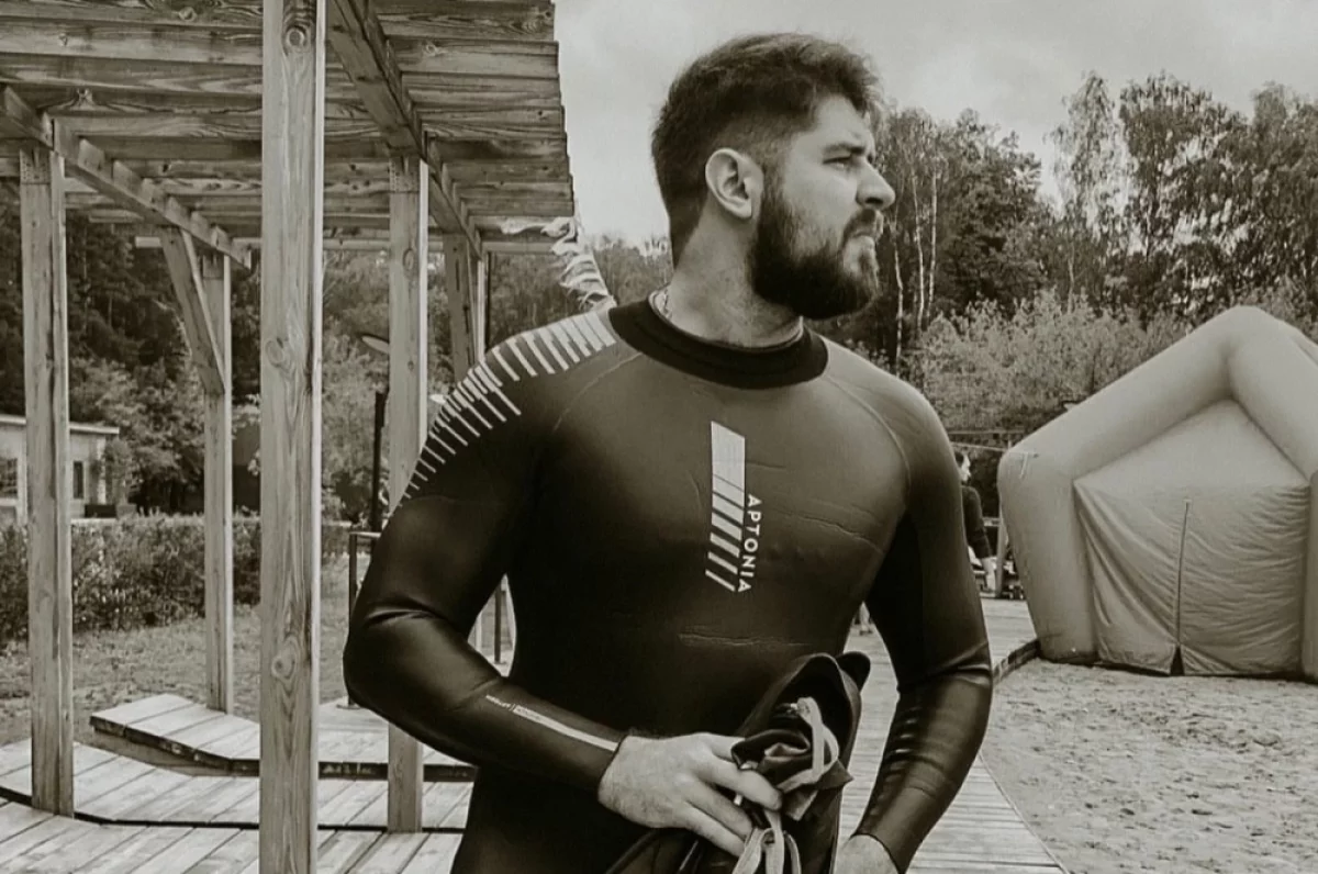 «Коля не тонул». Мама пропавшего в Турции пловца Свечникова едет его искать
«Коля не тонул». Мама пропавшего в Турции пловца Свечникова едет его искать