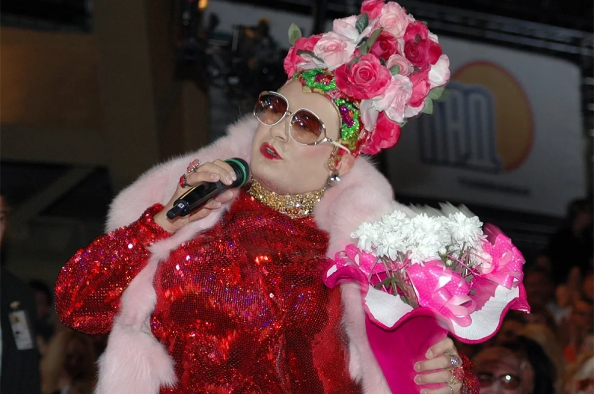 
        Мать умерла в нищете. Посыпались &laquo;скелеты из шкафа&raquo; Верки Сердючки    