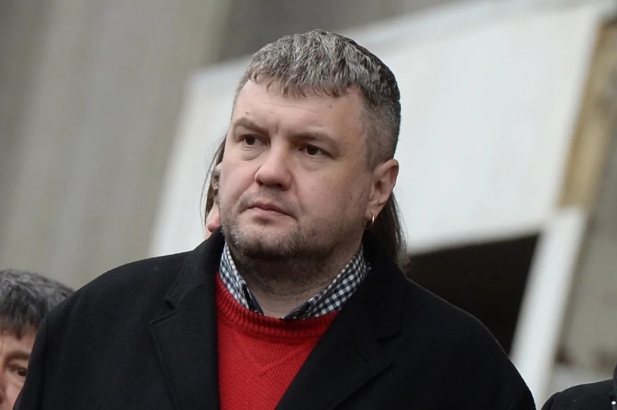 
        &laquo;Мои девочки!&raquo; Потерявший жену и дочь комментатор Скворцов в больнице    