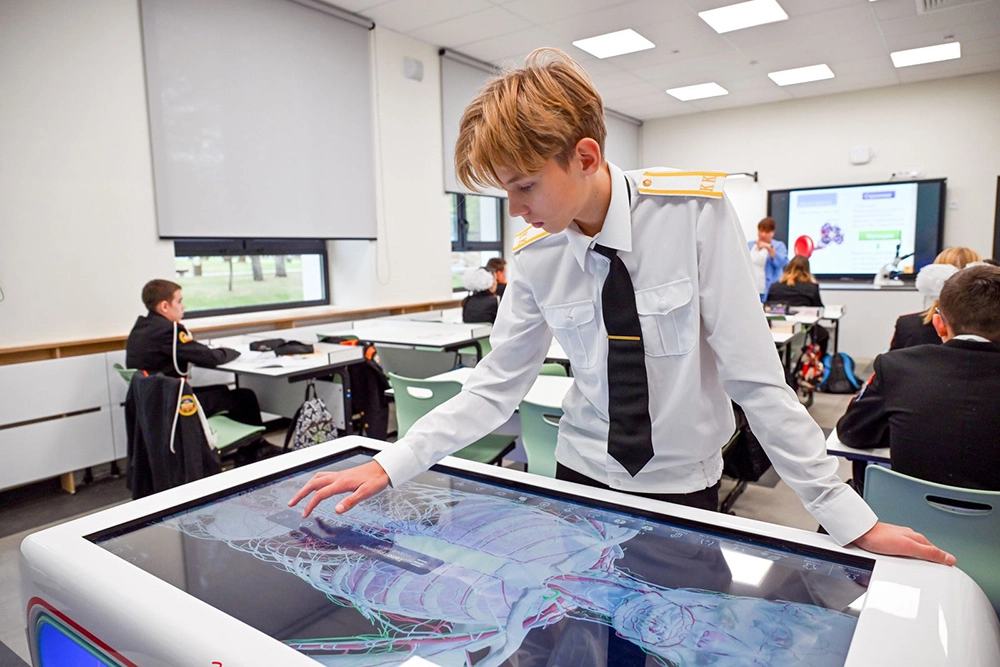 О лучшем городе Земли. Смотрите, как похорошела Москва за последние 15 лет
О лучшем городе Земли. Смотрите, как похорошела Москва за последние 15 лет