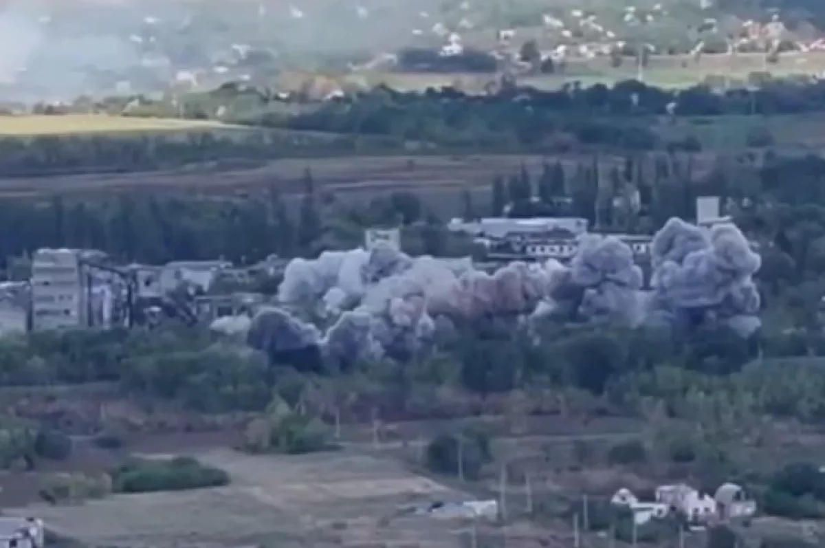 Взрываем поезда и склады. Сводка СВО на вечер 14 декабря
Взрываем поезда и склады. Сводка СВО на вечер 14 декабря