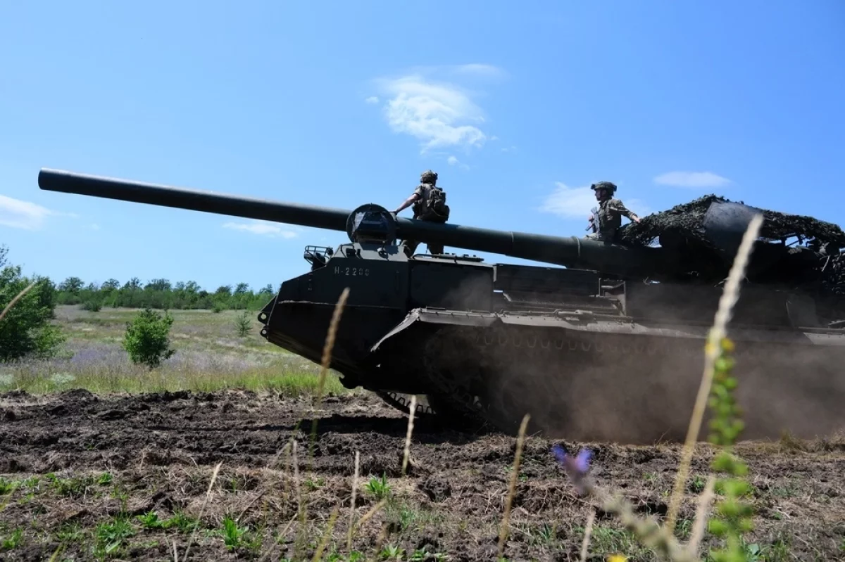 Сводка СВО, 15 сентября. Ужасный день возмездия для «военки» Киева известен
Сводка СВО, 15 сентября. Ужасный день возмездия для «военки» Киева известен