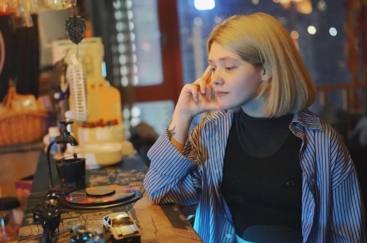 
        Доча, не шляйся. Мама сгинувшей в рабстве участницы «Голоса» чуяла страшное    