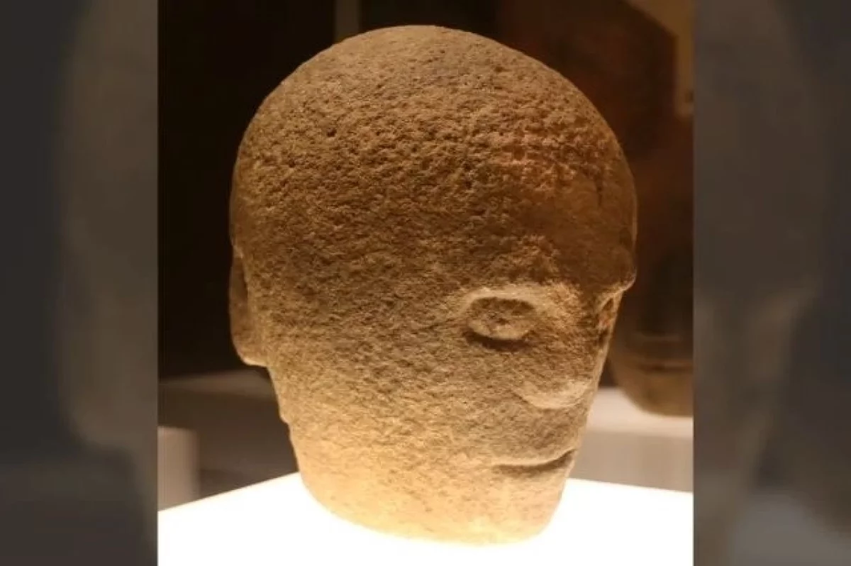 
        Страшный артефакт. Трёхликий бюст в Ирландии был связан с жуткими ритуалами    