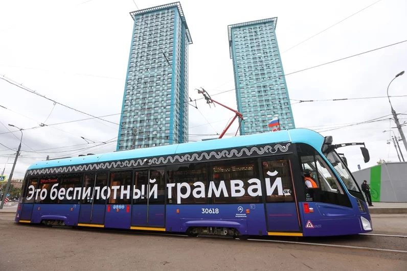 «Он такой хорошенький». Впечатления о поездке на беспилотном трамвае
«Он такой хорошенький». Впечатления о поездке на беспилотном трамвае