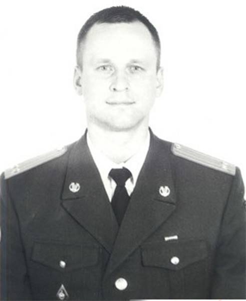 
        Ромео и Джульетта «Норд Оста». У могил влюблённых подростков — всегда цветы    