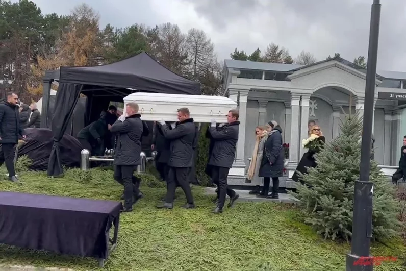 
        &laquo;Все время берут кровь&raquo;. Вдова Левкина рассказала о его последних словах    