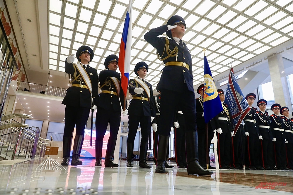 
        Будущее всей страны. В Москве наградили лучший казачий кадетский корпус    
