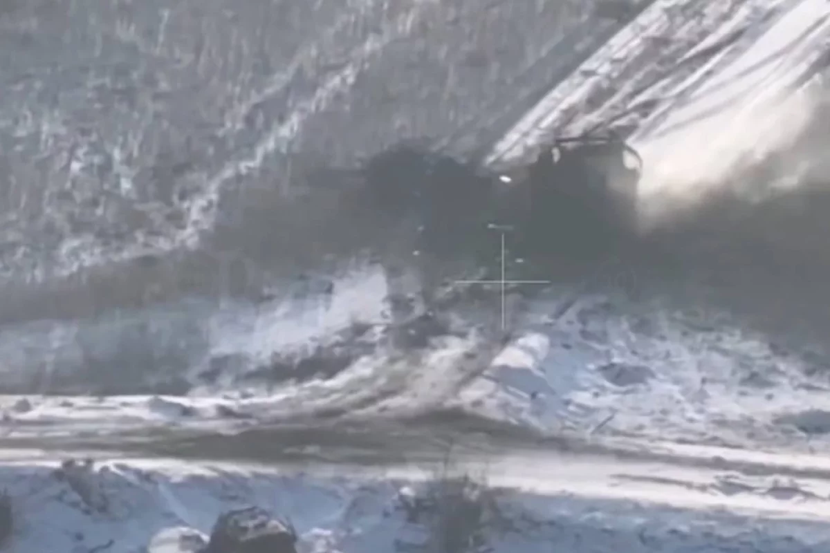 
        Колонну сожгли целиком. Морпехи отбили атаку под Курском, у ВСУ дела плохи    