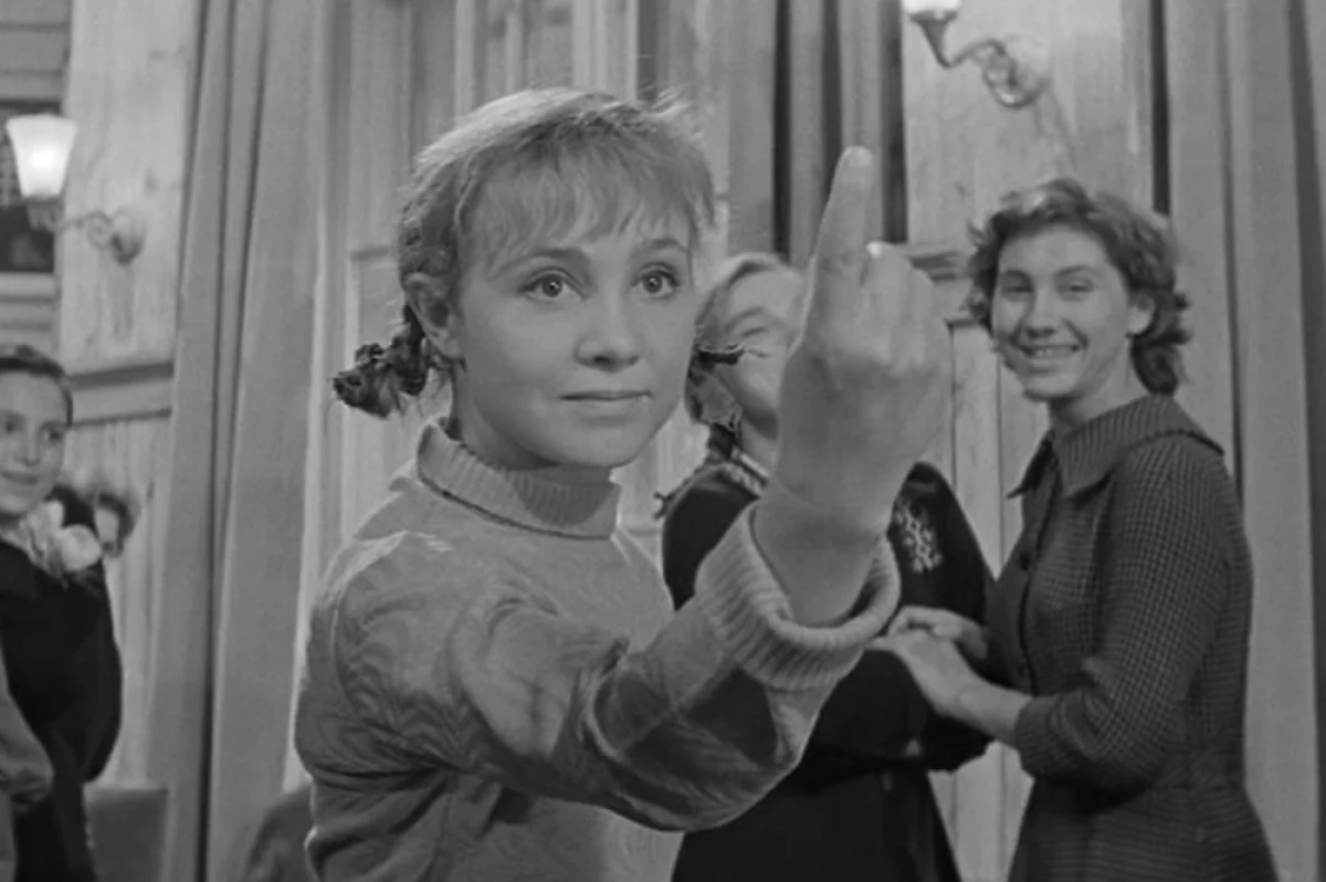 
        Тося из &laquo;Девчат&raquo; и голос Нины. Надежда Румянцева нашла мужа и потеряла кино    