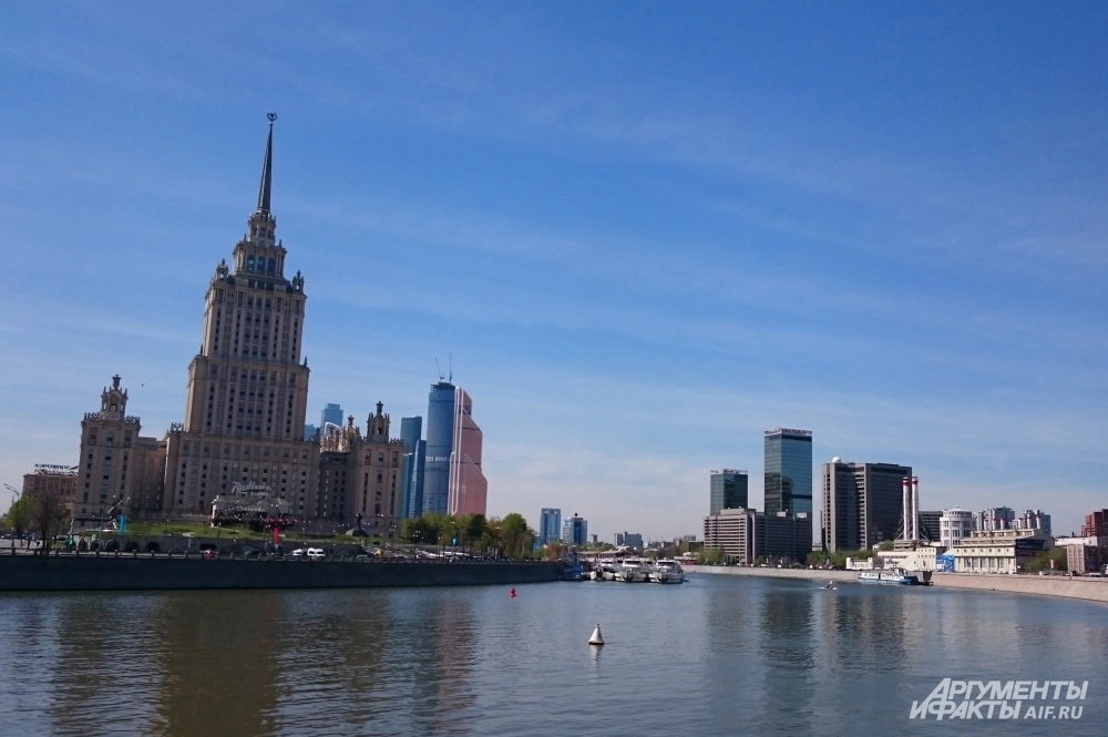 На семи холмах. Какие квартиры продаются в знаменитых московских высотках
На семи холмах. Какие квартиры продаются в знаменитых московских высотках