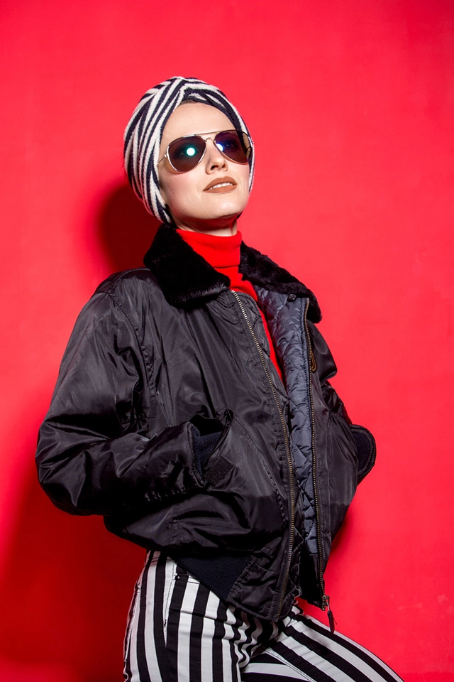 Глубокие цвета и замша. Что модно осенью 2025: советы стилиста Карстена
Глубокие цвета и замша. Что модно осенью 2025: советы стилиста Карстена