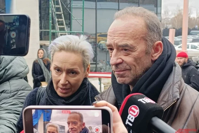 
        &laquo;Все время берут кровь&raquo;. Вдова Левкина рассказала о его последних словах    