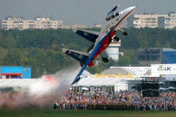 
        Ядерная триада Федосова. В 96 он не ушел на пенсию, защищая «крылья Родины»    