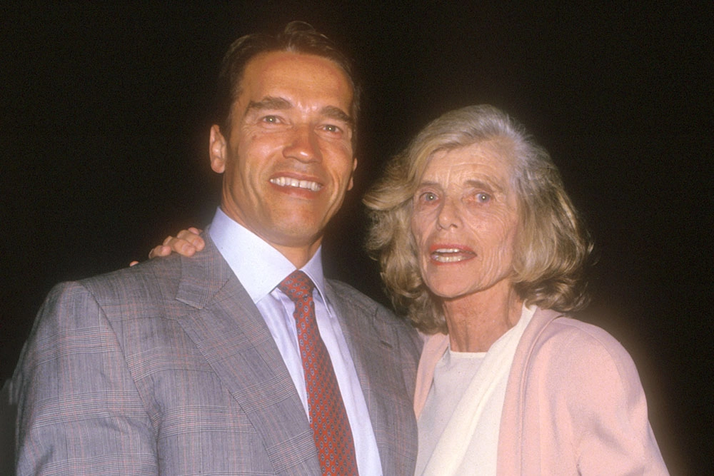 Толстый и тонкий. Посмотрите на сыновей Терминатора и всю его семью
Толстый и тонкий. Посмотрите на сыновей Терминатора и всю его семью